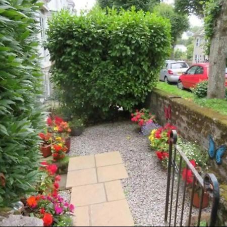 Spacious 2 Bedroom Apartment Near Seafront Penzance Exterior photo