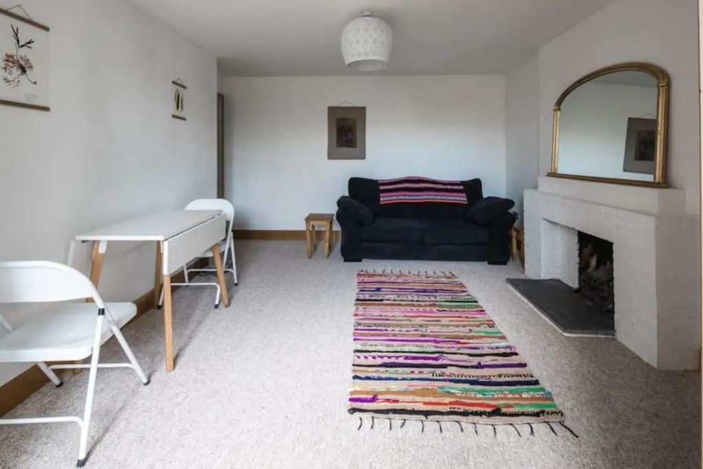 Spacious 2 Bedroom Apartment Near Seafront Penzance Exterior photo